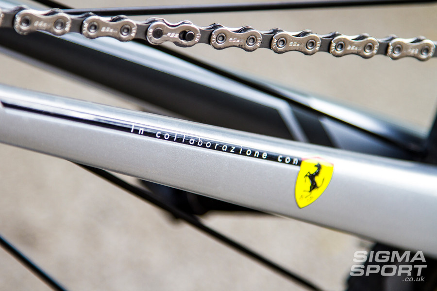 Colnago V1-R Review Ferrari