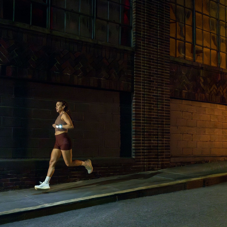 Garmin Forerunner 165 GPS Watch