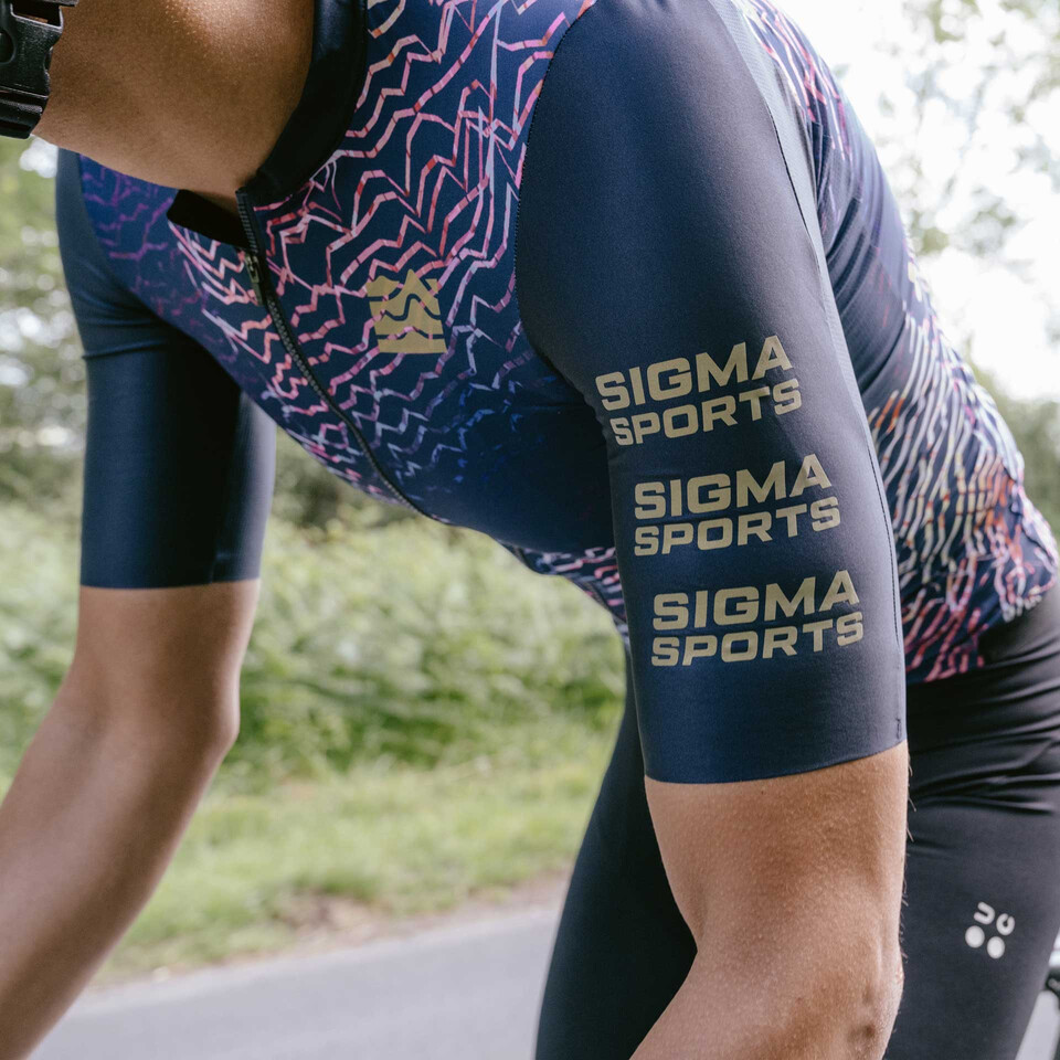 Universal Colours Sigma Sports collab kit greater london closeup