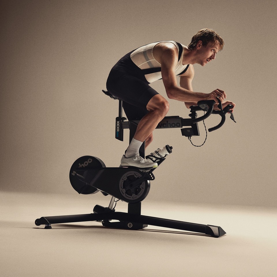 Wahoo KICKR BIKE PRO