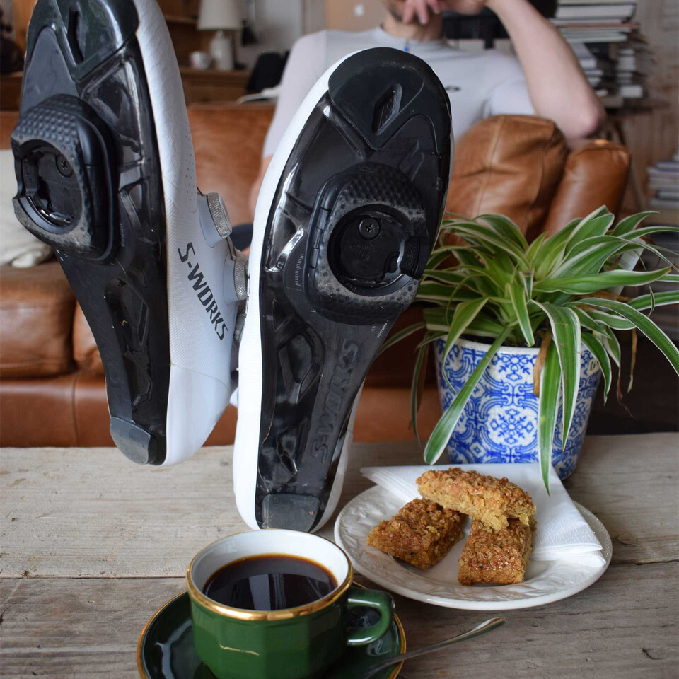 Grippy Wahoo Speedplay Cleats At A Café