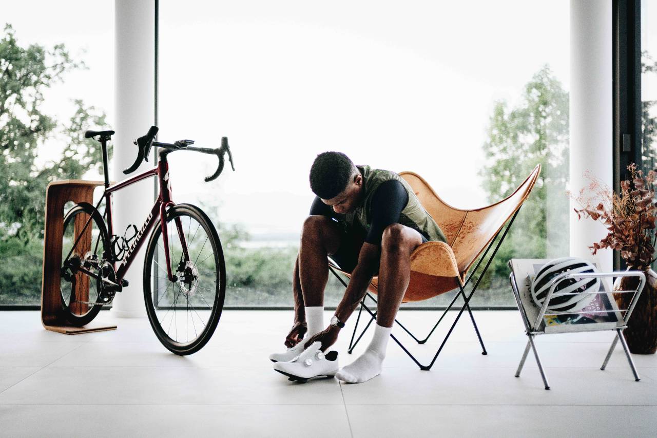 Aethos 2 in Bike Rack