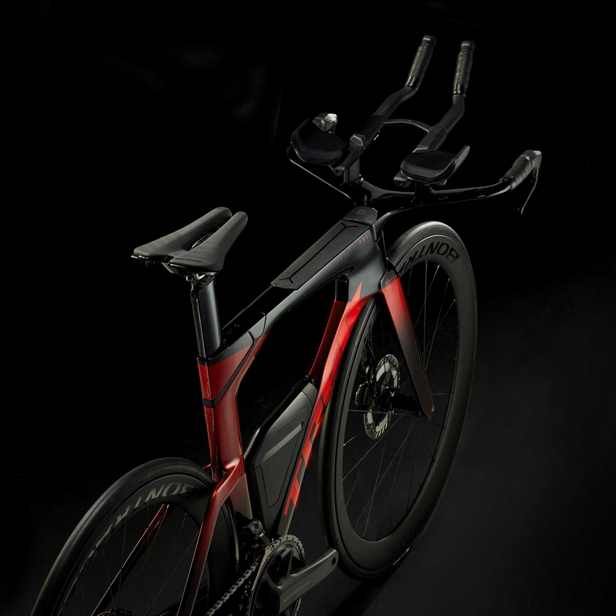 Trek Speed Concept SLR 7 TT/Triathlon Bike 2026 Angle