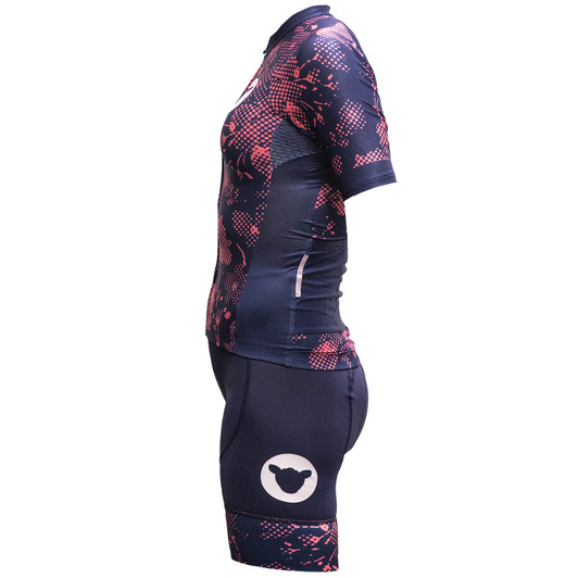 Black Sheep Cycling Rosa - Season Eight Limited Edition Womens Kit