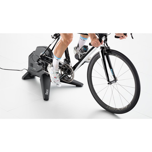 Tacx Flux Smart Turbo Trainer T2900