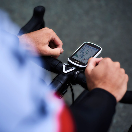 Garmin Edge 1030 Cycling GPS Computer Performance Bundle Sigma Sports