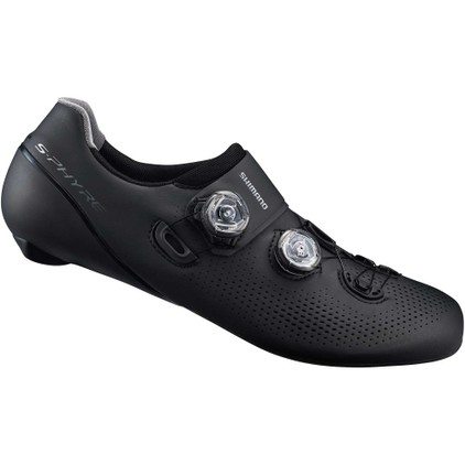 road bike shoes and pedals