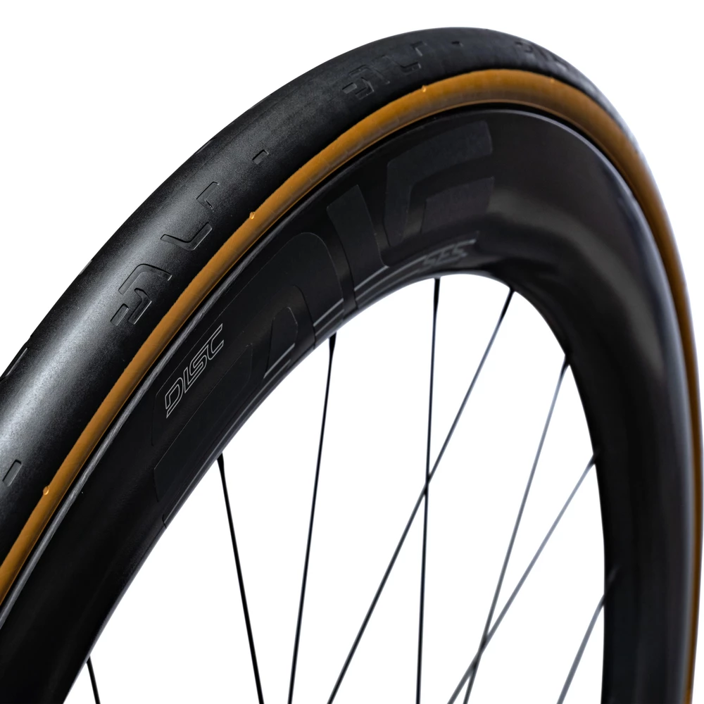 Hutchinson Challenger Tubeless Ready Road Tyre | Sigma Sports