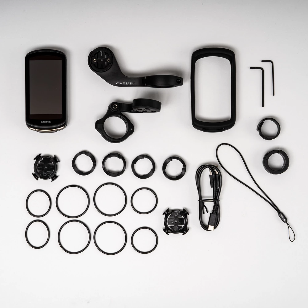 Garmin Edge 1040 GPS Cycling Computer - Performance Bundle