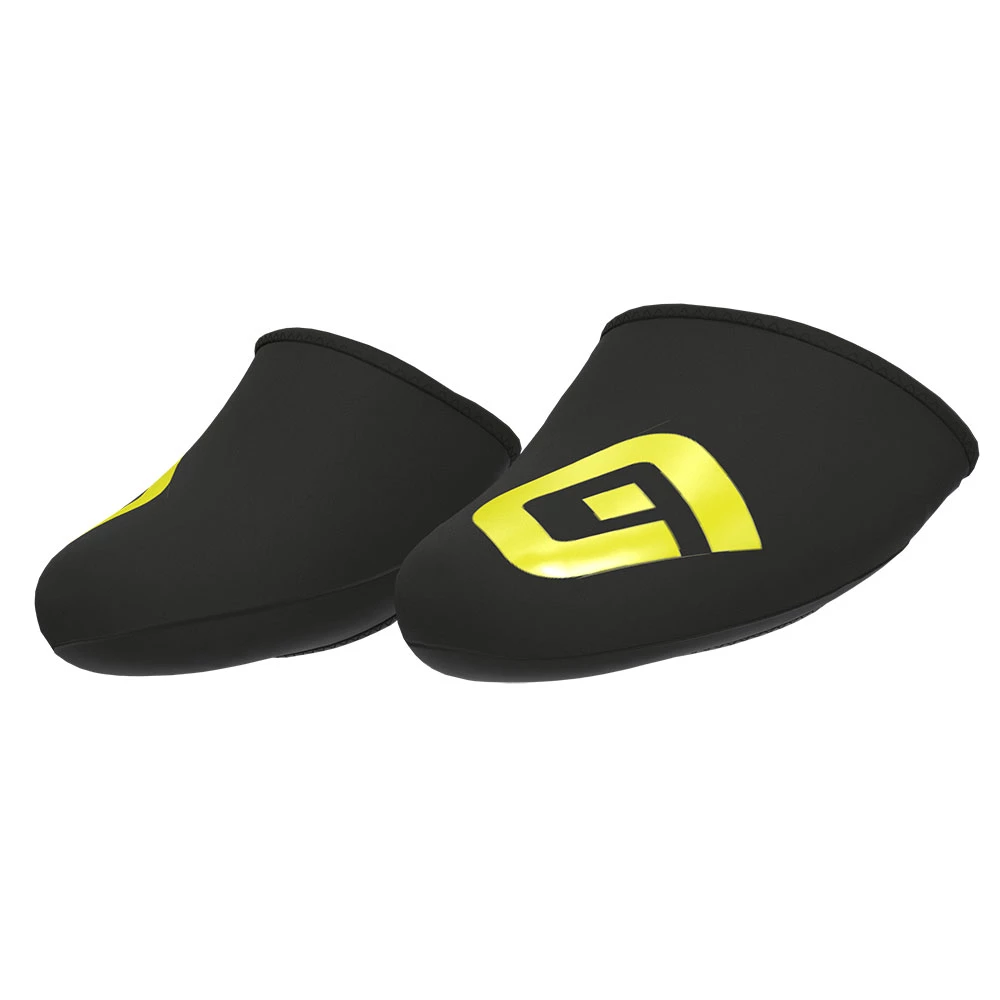 Sigma Sports Ale Shield Toecovers | Discount Codes available, easy returns, up to £25 off with Newsletter Signup, FREE Postage over £60