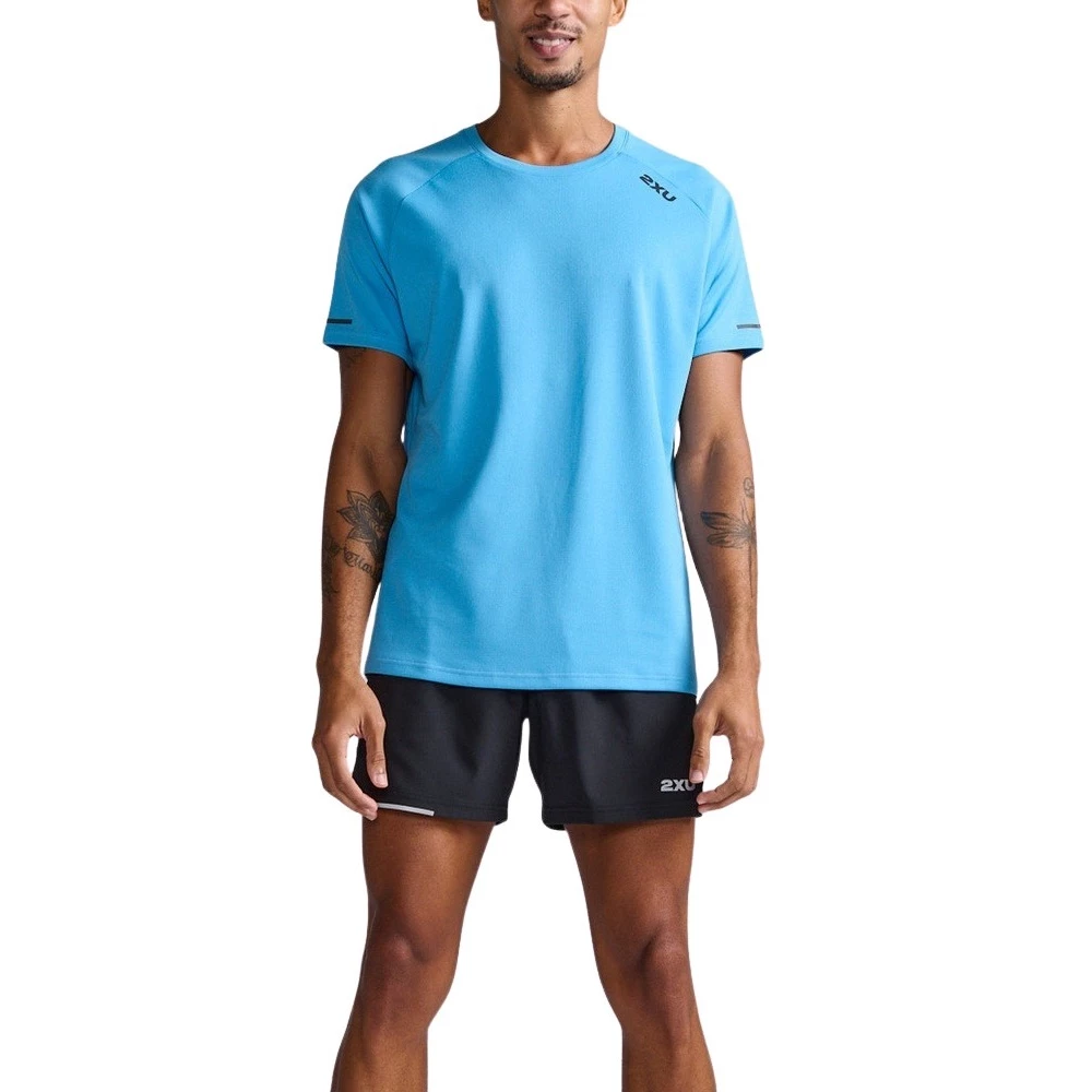 Sigma Sports 2XU Aero Short Sleeve Run T-Shirt | Discount Codes available, easy returns, up to £25 off with Newsletter Signup, FREE Postage over £60