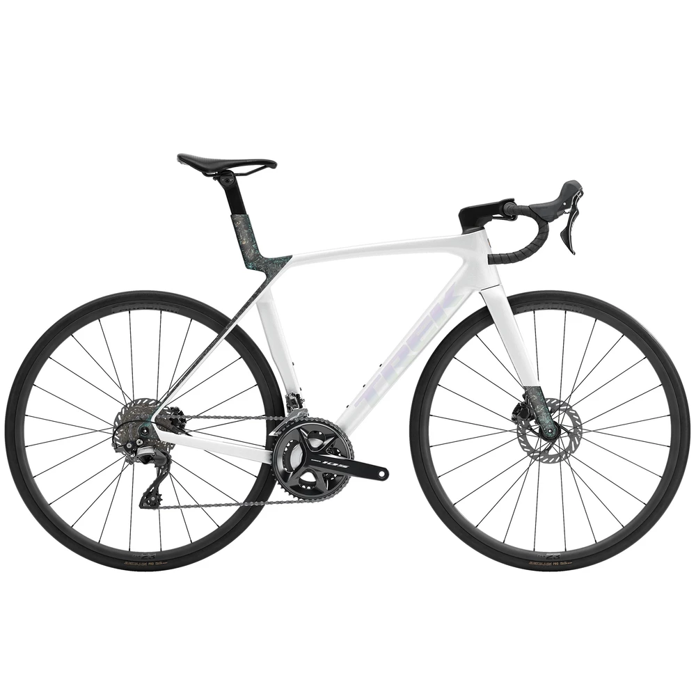 Sigma Sports Trek Madone SL 5 105 Gen 8 Road Bike | Discount Codes available, easy returns, up to £25 off with Newsletter Signup, FREE Postage over £60