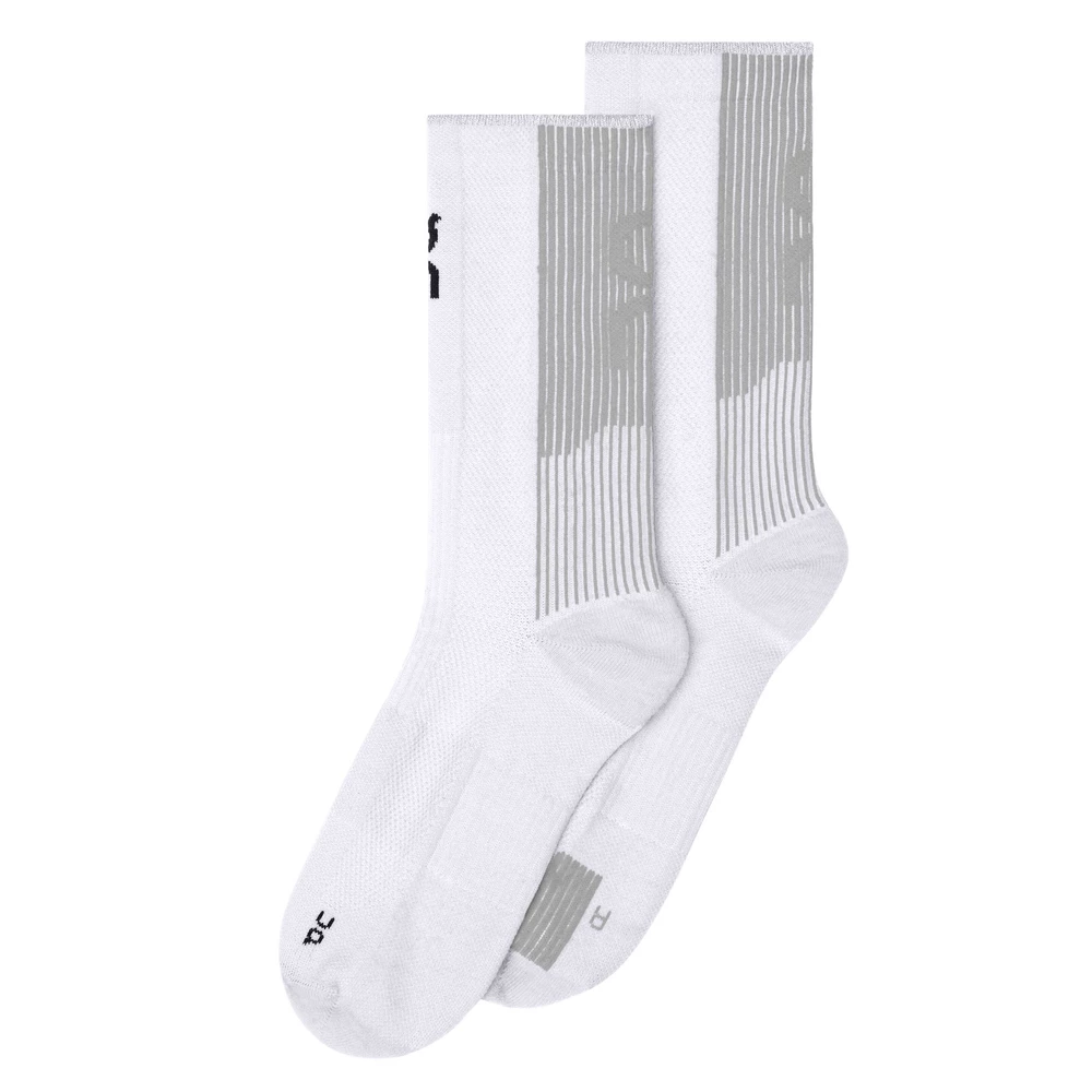 Sigma Sports On Running Performance Run Socks High | Discount Codes available, easy returns, up to £25 off with Newsletter Signup, FREE Postage over £60