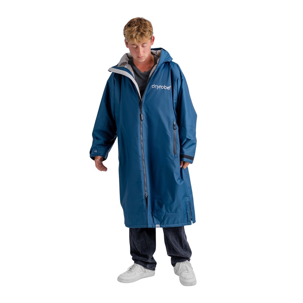 Sigma Sports Dryrobe Advance Long Sleeve Changing Robe (V3) | Discount Codes available, easy returns, up to £25 off with Newsletter Signup, FREE Postage over £60