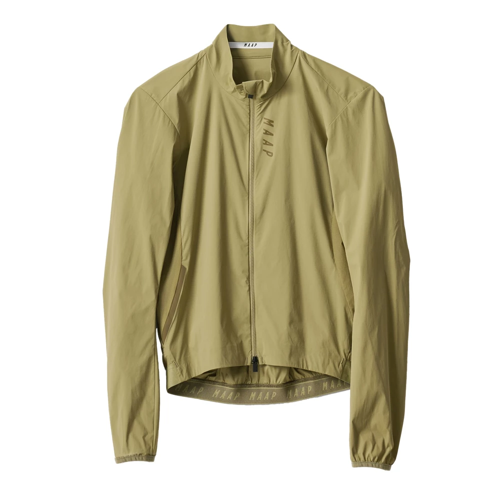 Sigma Sports MAAP Flow Jacket | Discount Codes available, easy returns, up to £25 off with Newsletter Signup, FREE Postage over £60