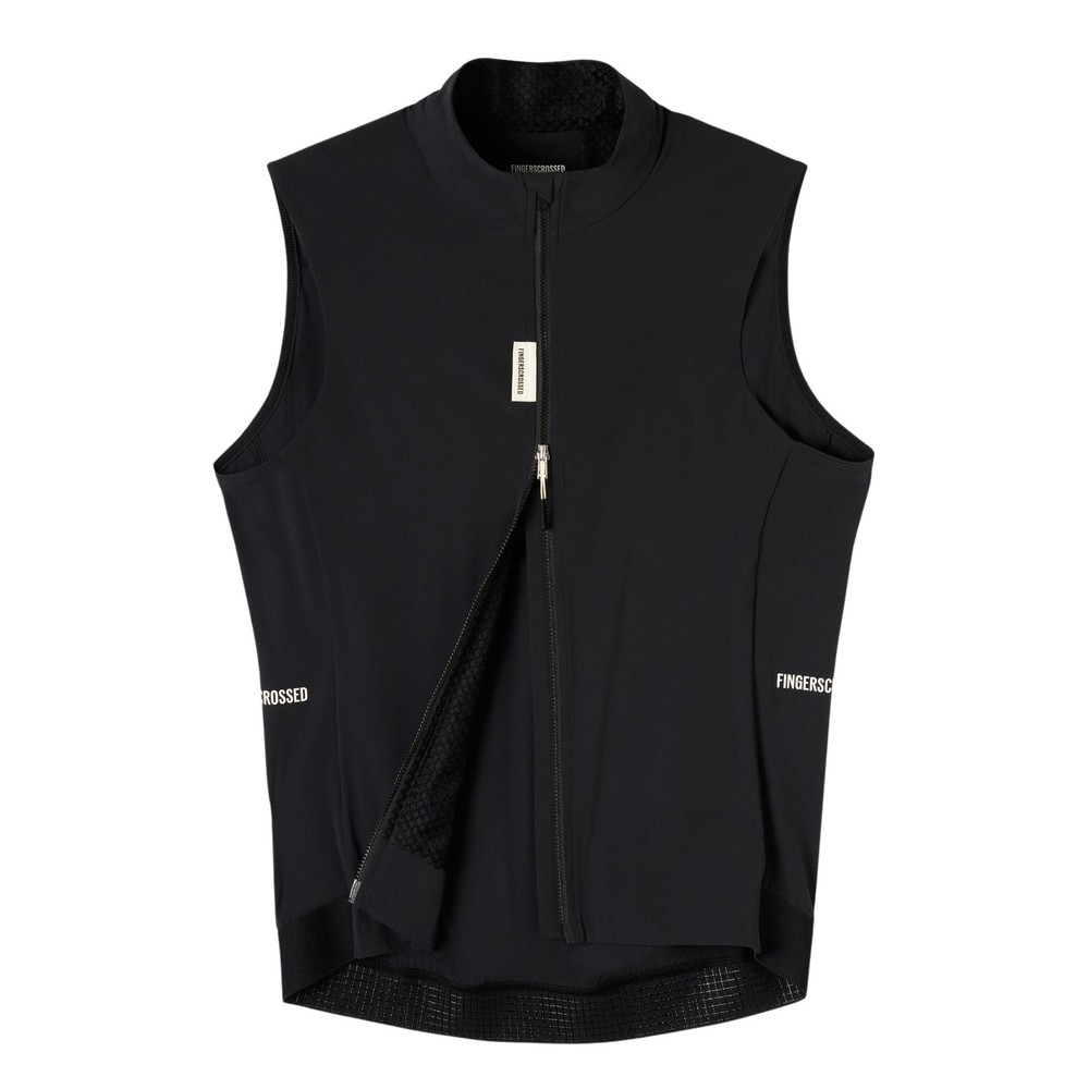 Sigma Sports FINGERSCROSSED Road Insulated Wind Vest | Discount Codes available, easy returns, up to £25 off with Newsletter Signup, FREE Postage over £60