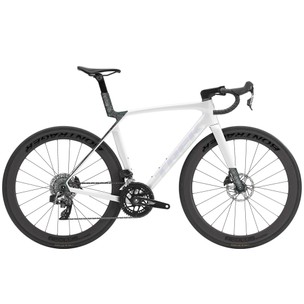 Trek Madone SL 6 Rival AXS Gen 8 Road Bike