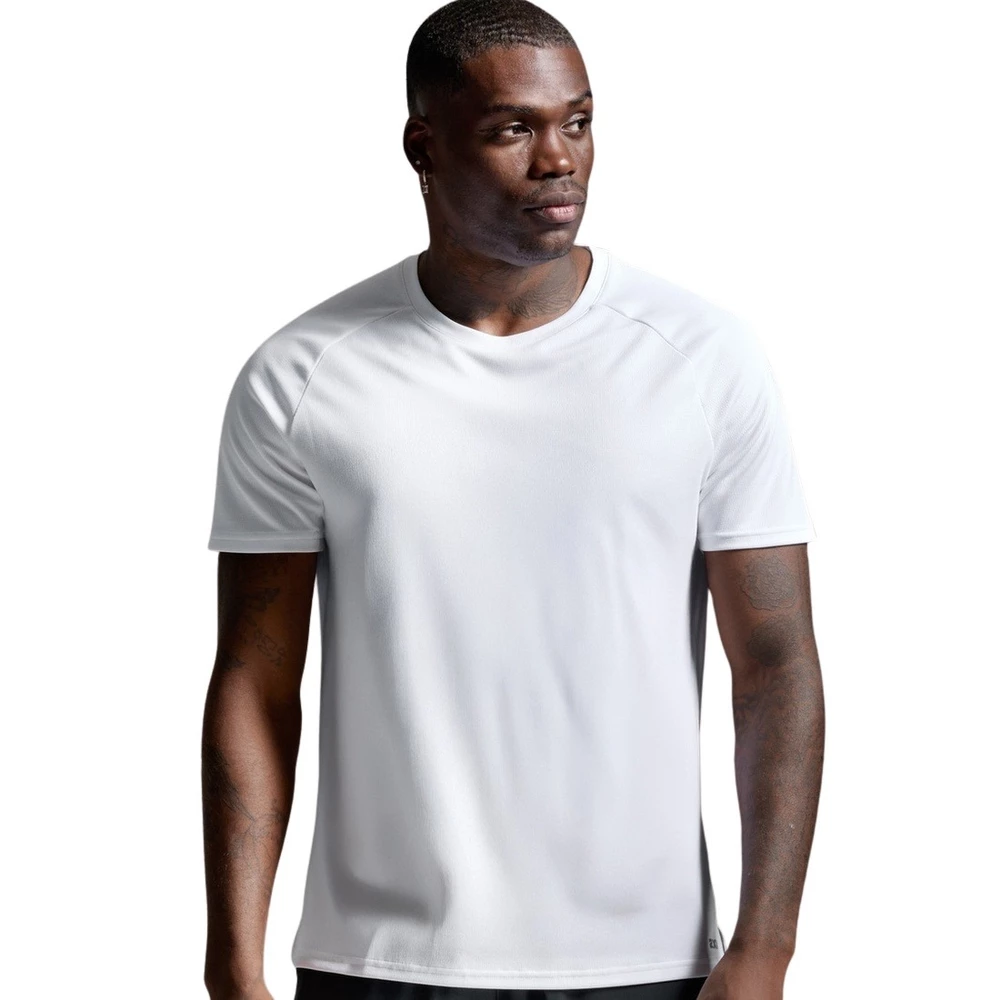 Sigma Sports 2XU Aero Mesh T-Shirt | Discount Codes available, easy returns, up to £25 off with Newsletter Signup, FREE Postage over £60