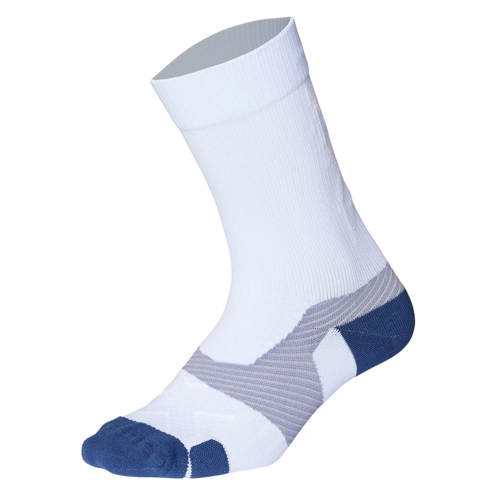 Sigma Sports 2XU Vectr Light Cushion Crew Running Socks | Discount Codes available, easy returns, up to £25 off with Newsletter Signup, FREE Postage over £60