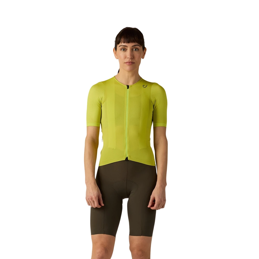 Sigma Sports Velocio Women's Luxe Ultralight Short Sleeve Jersey | Discount Codes available, easy returns, up to £25 off with Newsletter Signup, FREE Postage over £60
