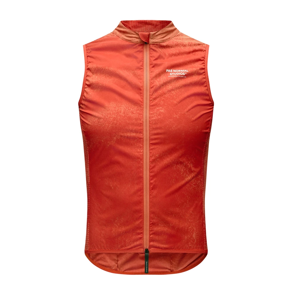 Sigma Sports Pas Normal Studios Mechanism Stow Away Gilet | Discount Codes available, easy returns, up to £25 off with Newsletter Signup, FREE Postage over £60