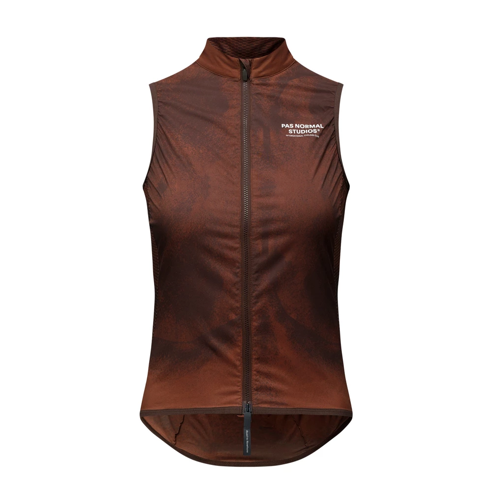 Sigma Sports Pas Normal Studios Stow Away Womens Gilet | Discount Codes available, easy returns, up to £25 off with Newsletter Signup, FREE Postage over £60