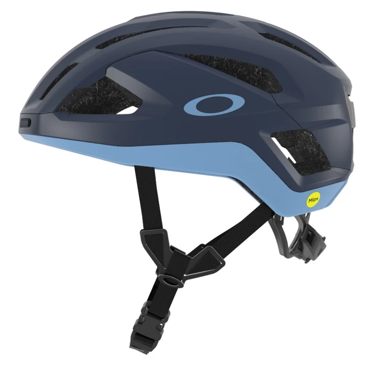 Sigma Sports Oakley ARO3 Endurance Helmet | Discount Codes available, easy returns, up to £25 off with Newsletter Signup, FREE Postage over £60