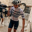 Café Du Cycliste Women's MONA Short Sleeve Jersey