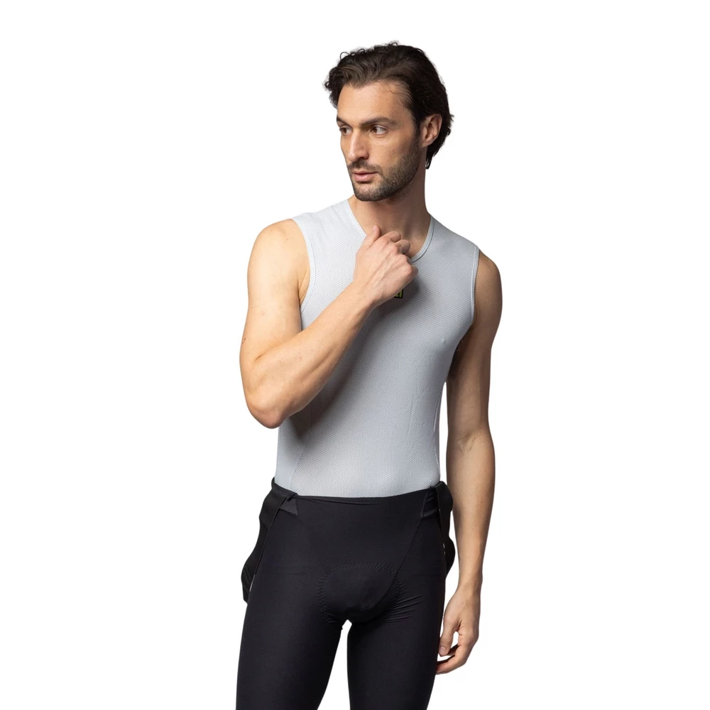 Sigma Sports Ale Steam Intimo Sleeveless Base Layer | Discount Codes available, easy returns, up to £25 off with Newsletter Signup, FREE Postage over £60