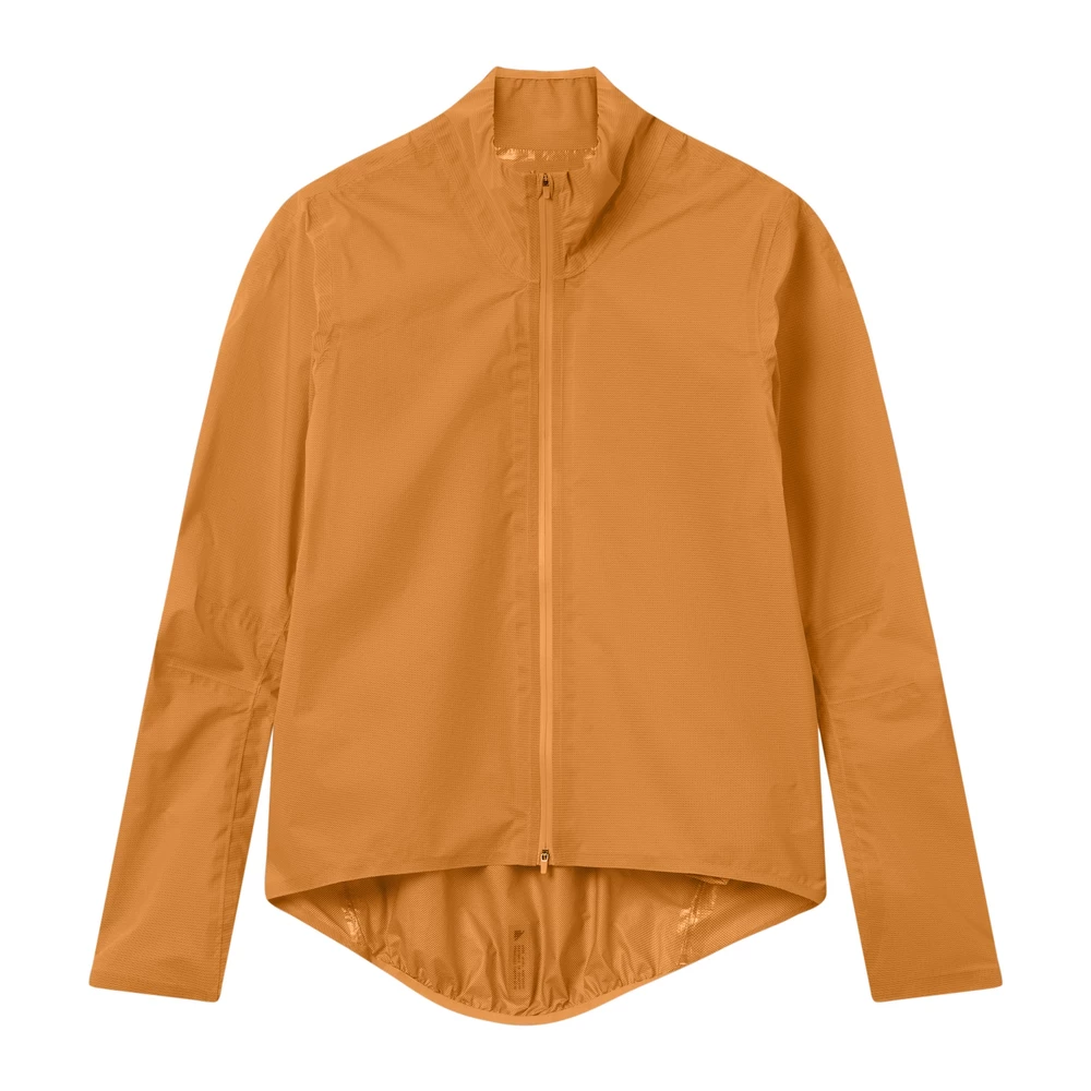 Sigma Sports Endura AllTrack Race Cape | Discount Codes available, easy returns, up to £25 off with Newsletter Signup, FREE Postage over £60