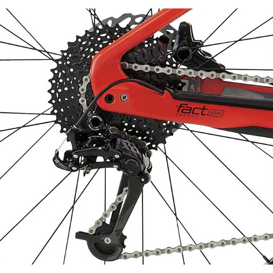 Specialized Fatboy Comp Carbon Mountain Bike 2017